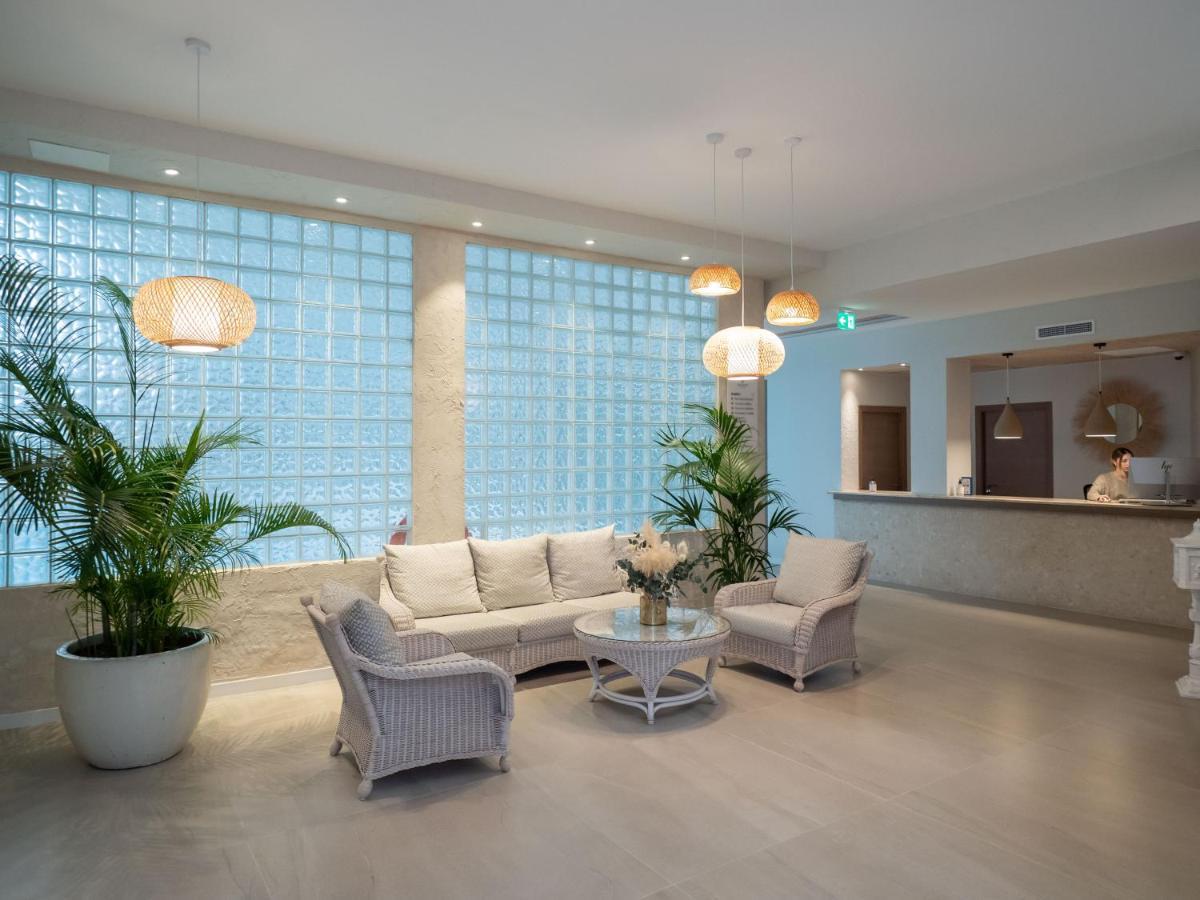 艾帕拉赛特海水浴酒店 贝尼卡西姆 外观 照片